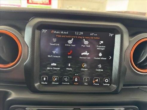 2021 Jeep Gladiator Mojave Black, Plymouth, WI