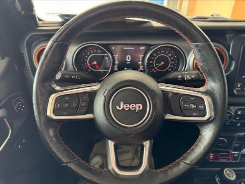 2021 Jeep Gladiator Mojave Black, Plymouth, WI