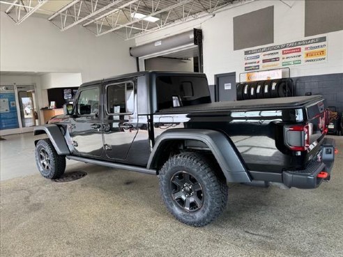 2021 Jeep Gladiator Mojave Black, Plymouth, WI