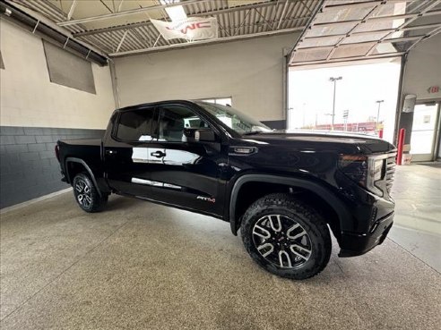 2025 GMC Sierra 1500 AT4 Black, Plymouth, WI