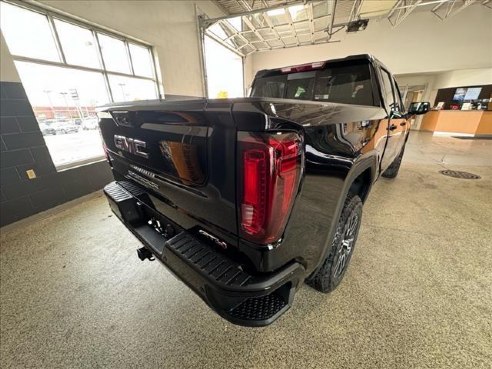 2025 GMC Sierra 1500 AT4 Black, Plymouth, WI