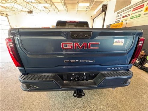 2025 GMC Sierra 2500HD Denali Blue, Plymouth, WI